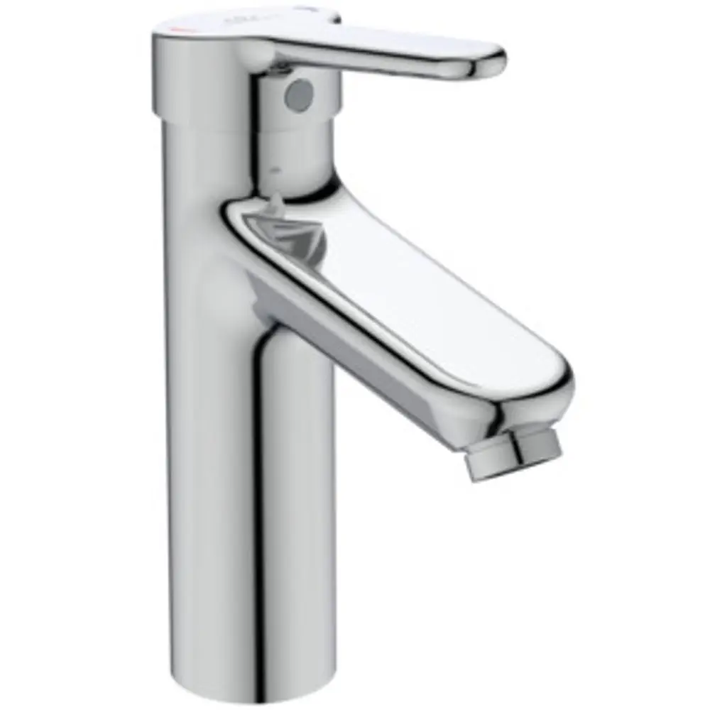 Ideale Standardarmatur aus Chrom mit schwenkbarem Auslauf. Die robuste Konstruktion sorgt für einfache Bedienung und Funktionalität im Badezimmer oder in der Küche.